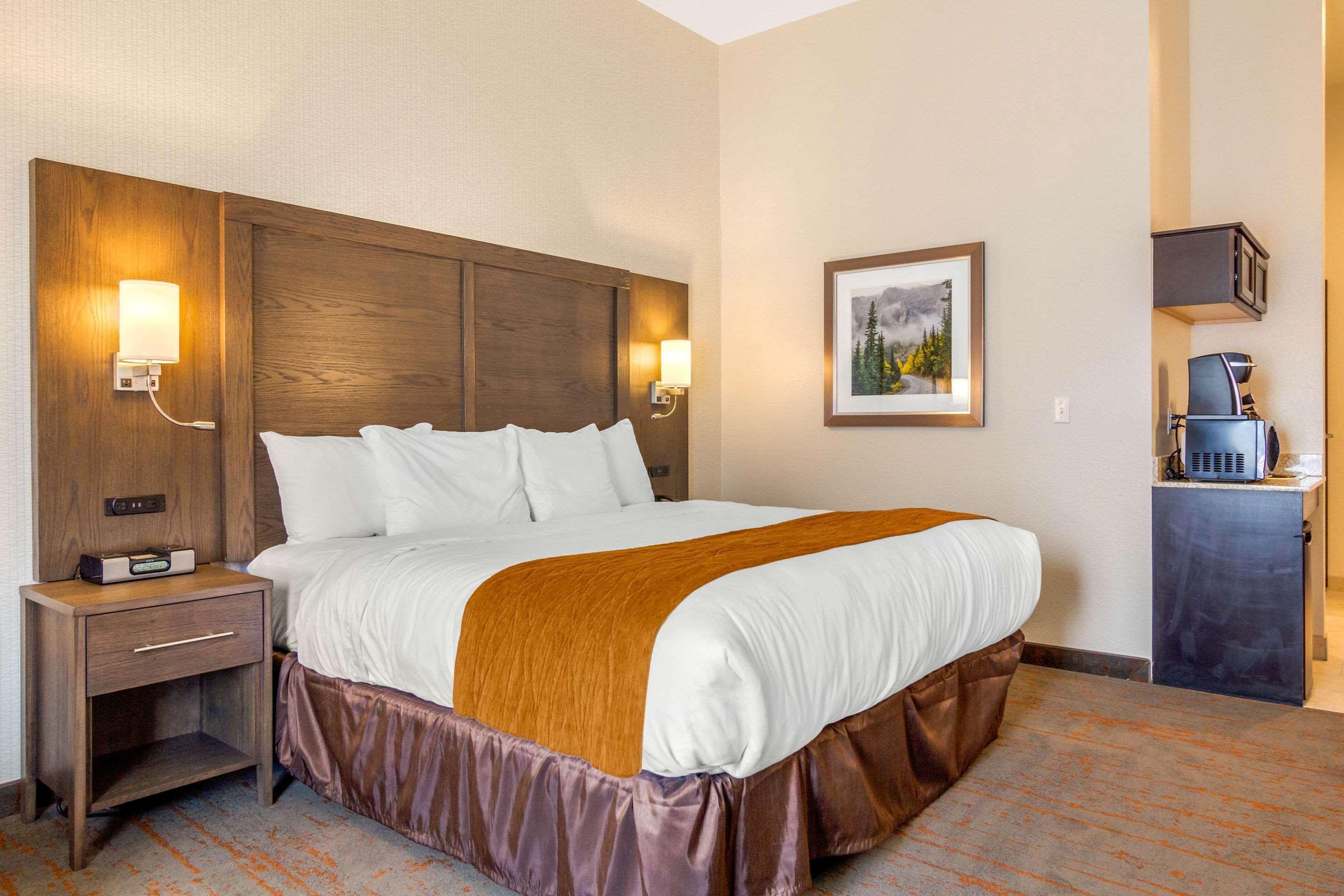 Comfort Inn & Suites Brighton Denver Ne Medical Center Экстерьер фото