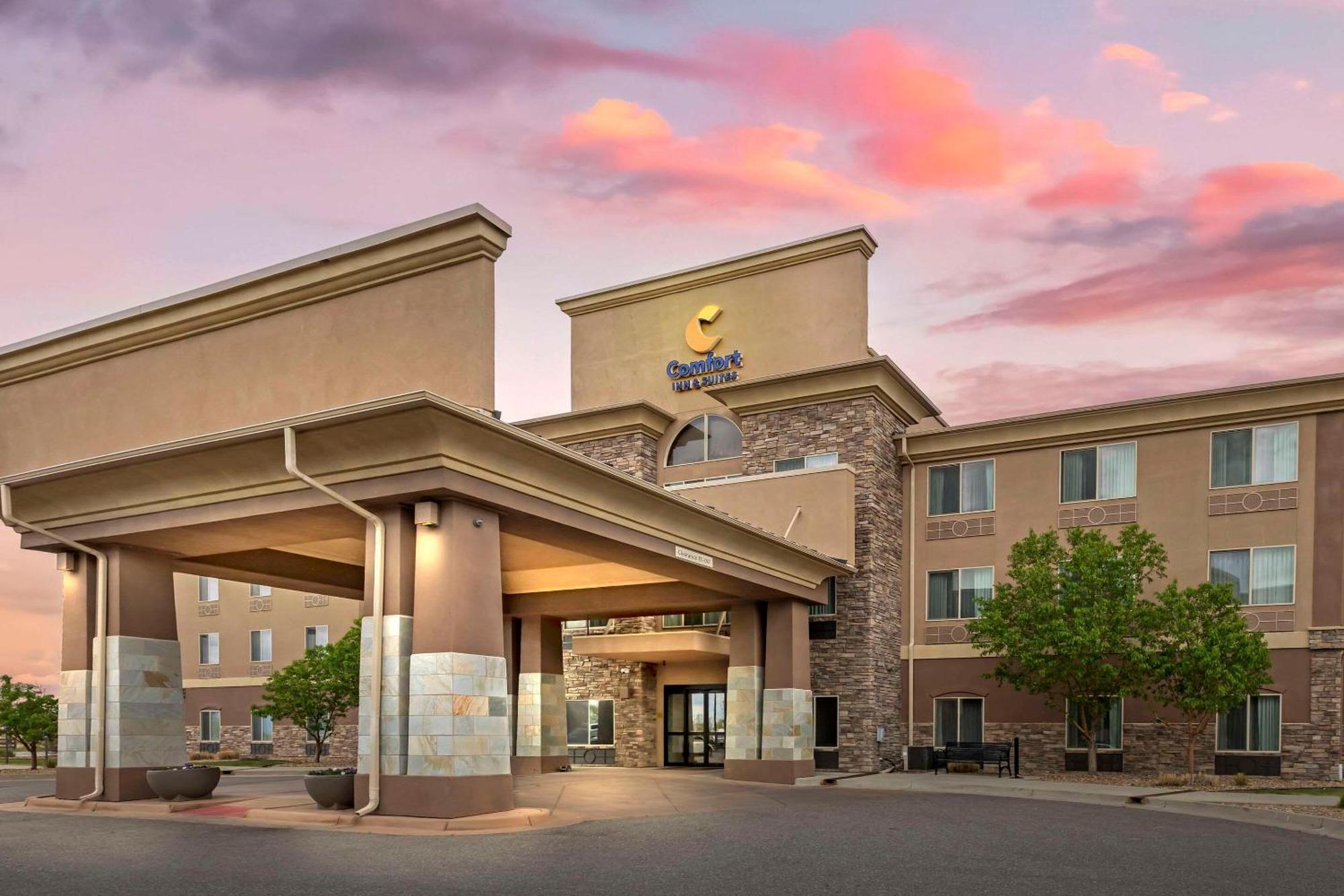 Comfort Inn & Suites Brighton Denver Ne Medical Center Экстерьер фото
