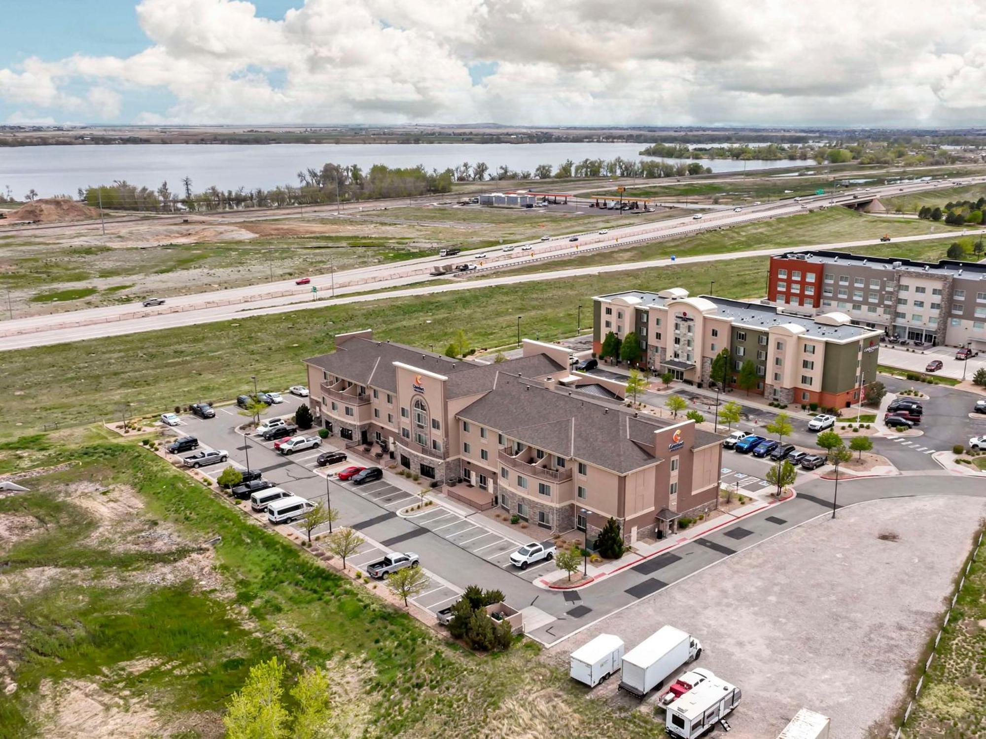 Comfort Inn & Suites Brighton Denver Ne Medical Center Экстерьер фото