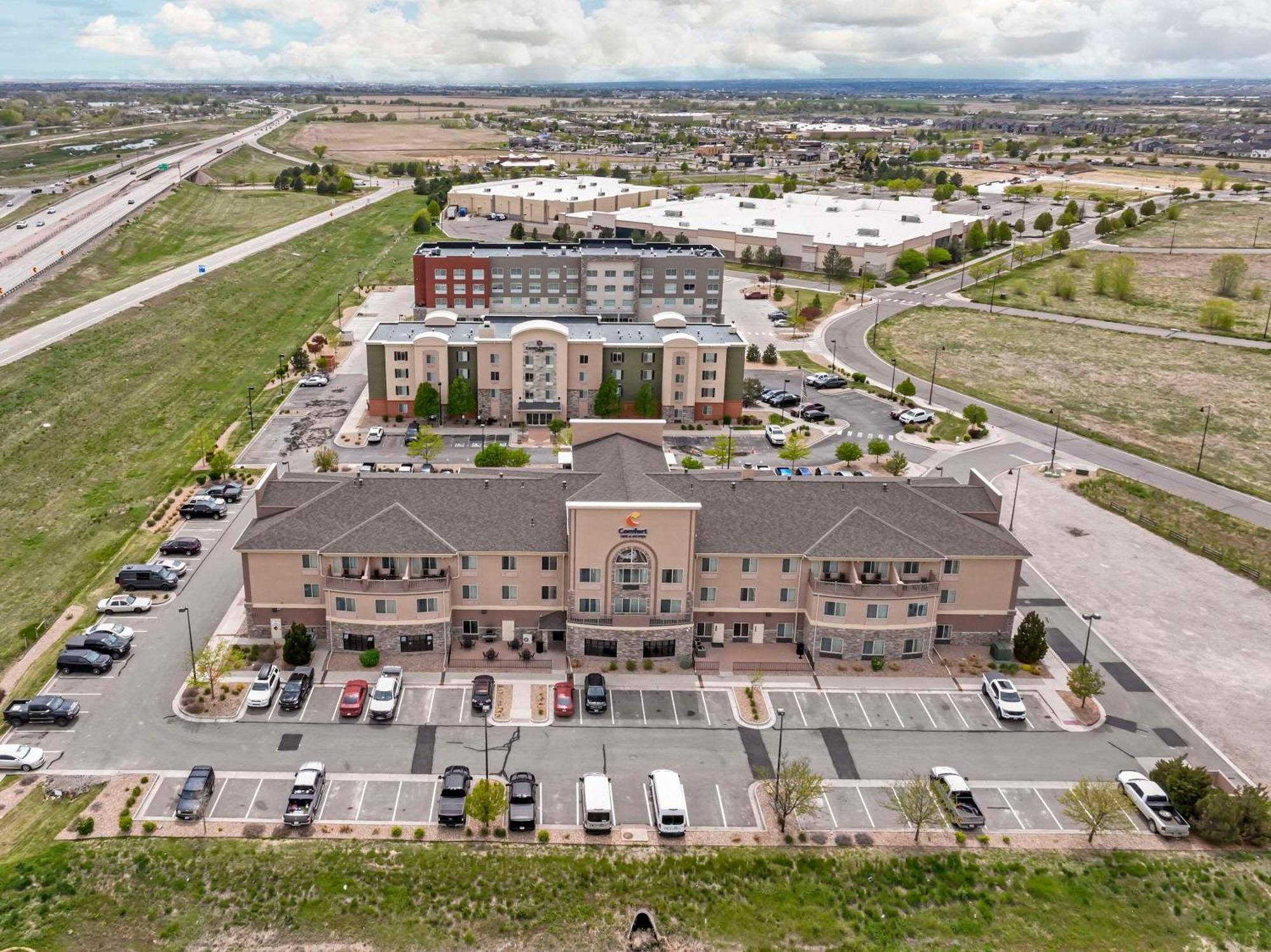 Comfort Inn & Suites Brighton Denver Ne Medical Center Экстерьер фото