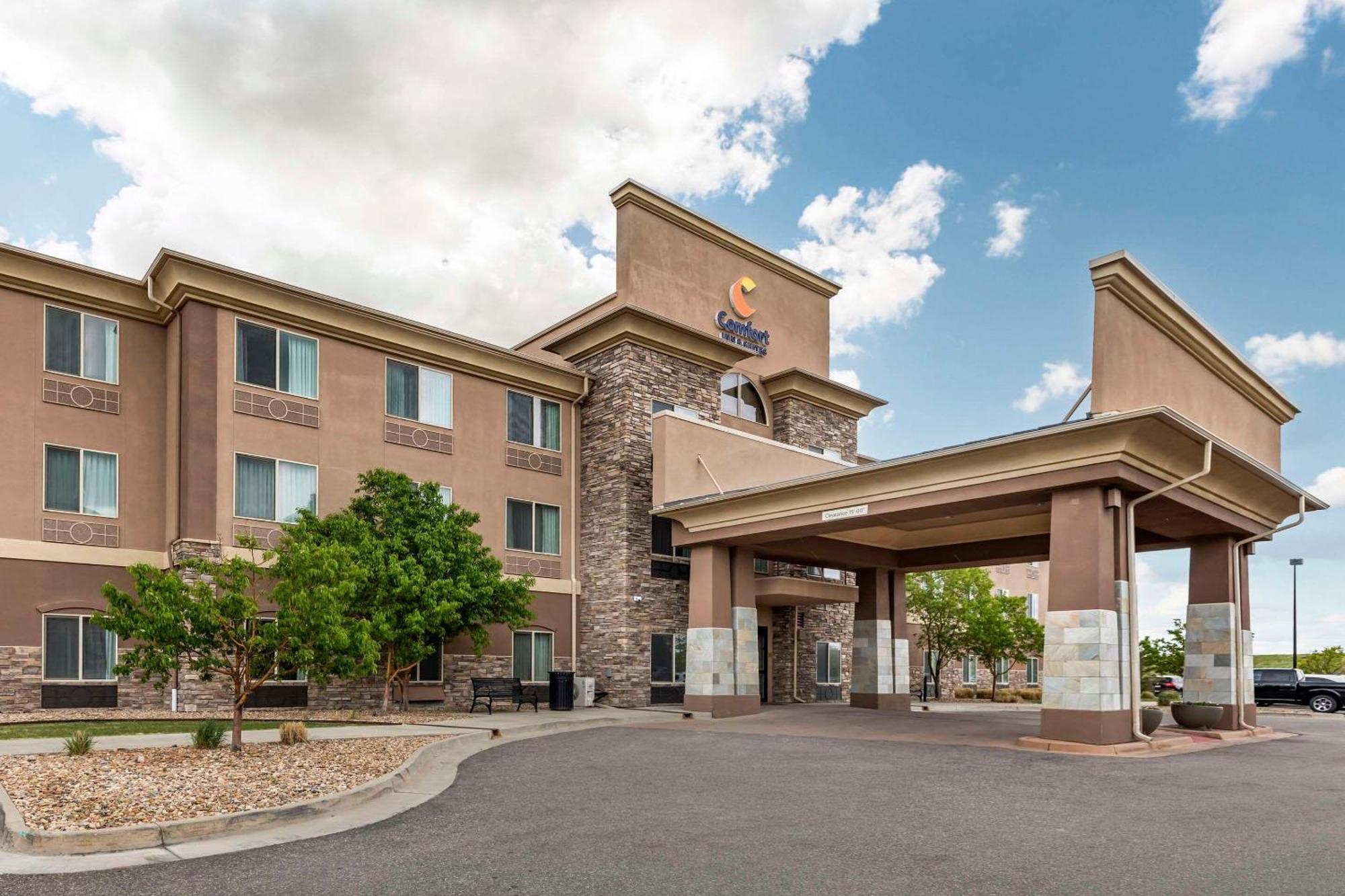 Comfort Inn & Suites Brighton Denver Ne Medical Center Экстерьер фото