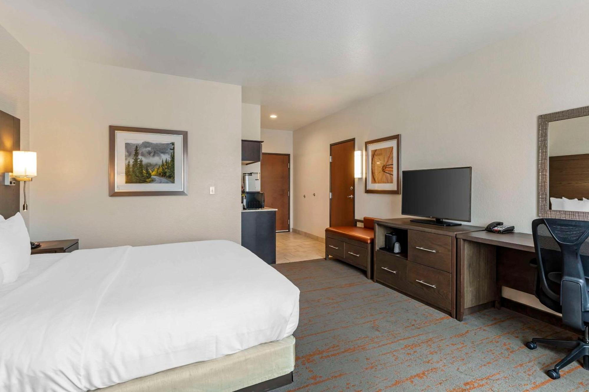 Comfort Inn & Suites Brighton Denver Ne Medical Center Экстерьер фото