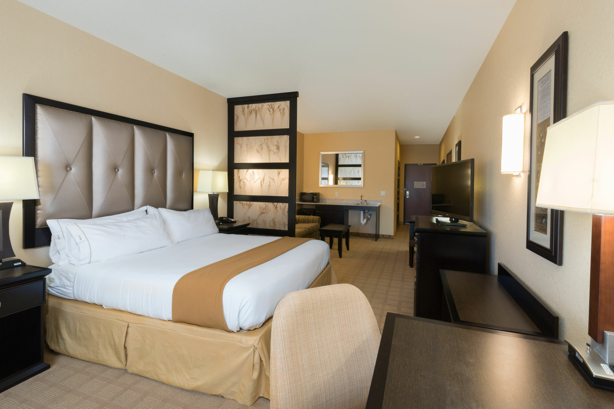 Comfort Inn & Suites Brighton Denver Ne Medical Center Экстерьер фото