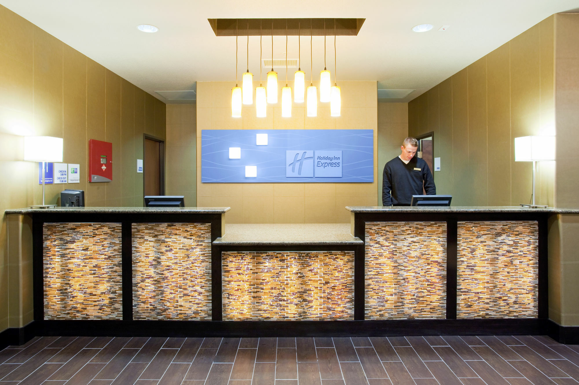 Comfort Inn & Suites Brighton Denver Ne Medical Center Экстерьер фото